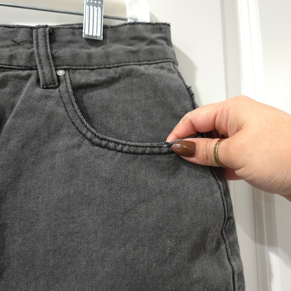 COTTON ON Black Wash Denim Mini Skirt, Raw Hem, 100 Cotton, NWT, Size 8 - Picture 6 of 14